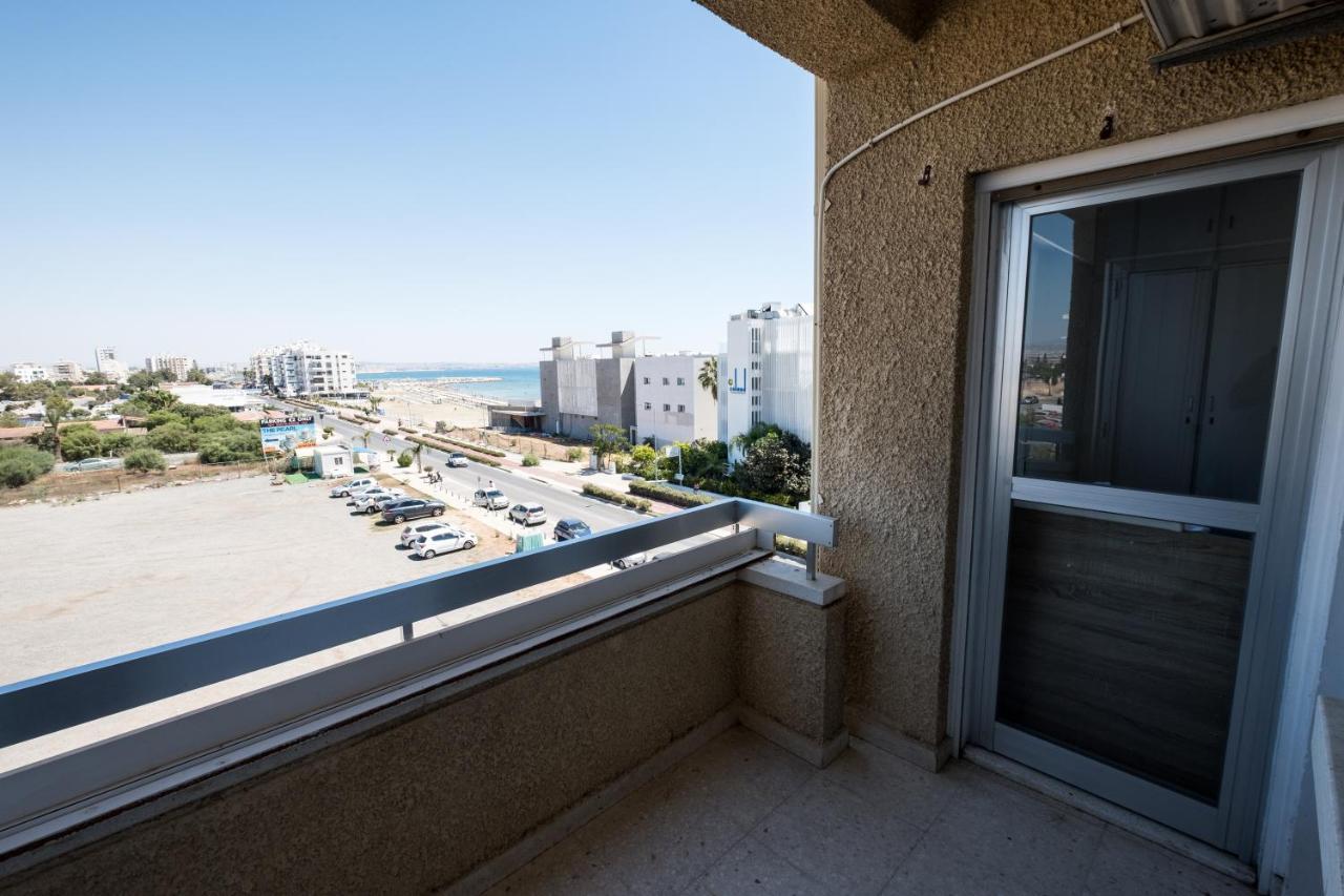 Apollon Sea View Beachfront Ap 302 ลาร์นาคา ภายนอก รูปภาพ
